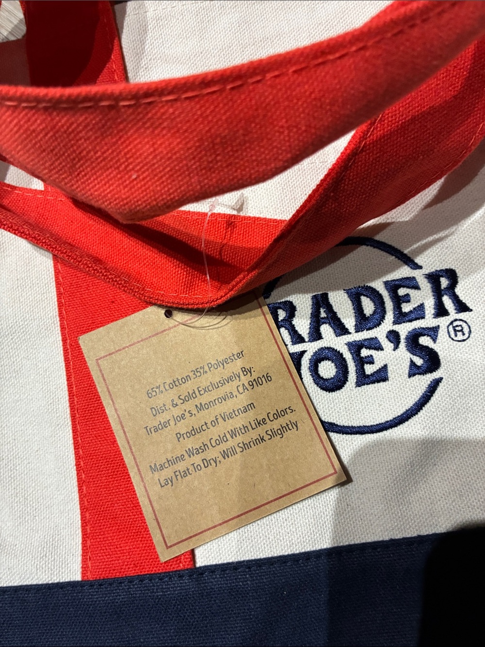 Bay FC x Trader Joe’s Mini Canvas Tote Bag with Red Handles and Bay FC bonus hat - Picture 7 of 8